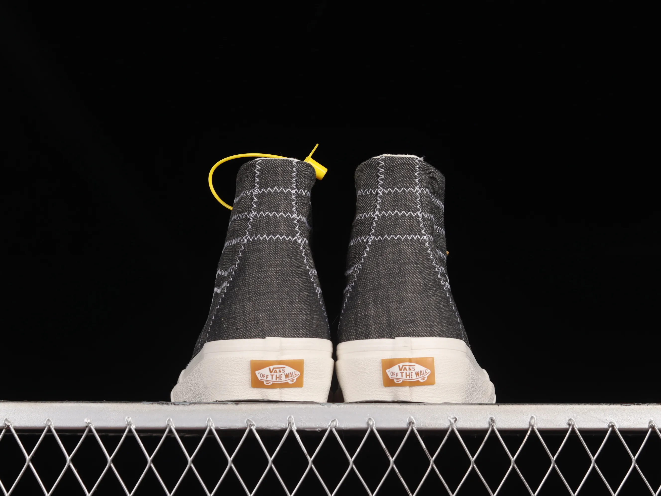All categories Vans Vans series Vans Hi Vans high-top Vans Sk8-Hi Vans official cool biscuit toe high-top casual vulcanized canvas shoes VN0A7Q62BKP